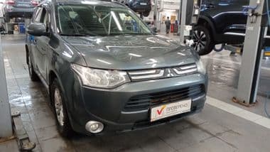 Mitsubishi Outlander 2013 года, 140 527 км - вид 2