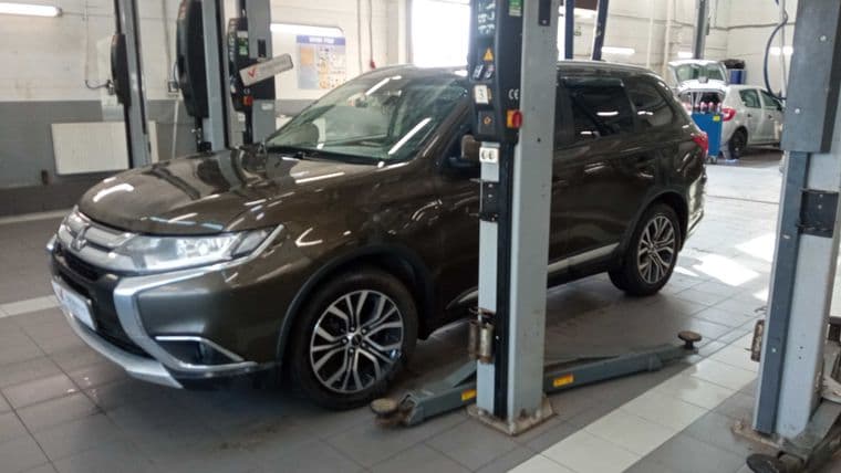 Mitsubishi Outlander, 2018
