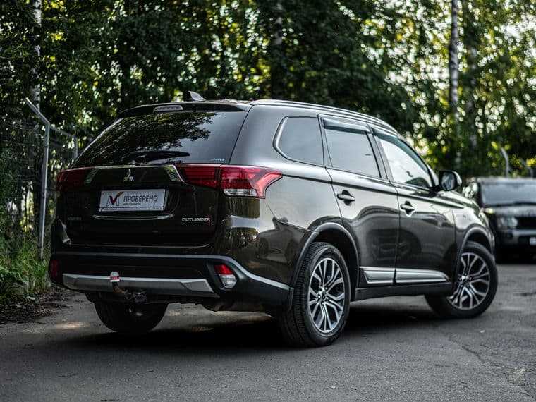 Mitsubishi Outlander, 2018 - вид 1