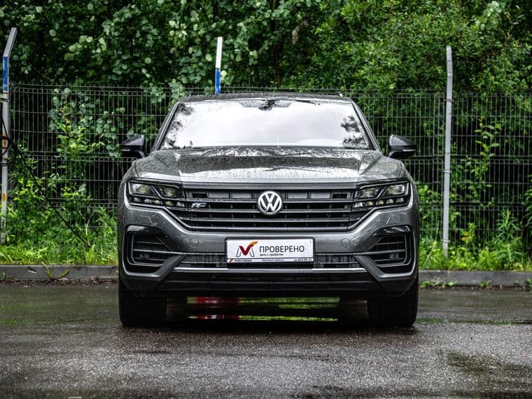 Volkswagen Touareg, 2019 - вид 2