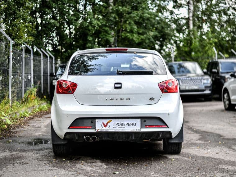SEAT Ibiza, 2011 - вид 3