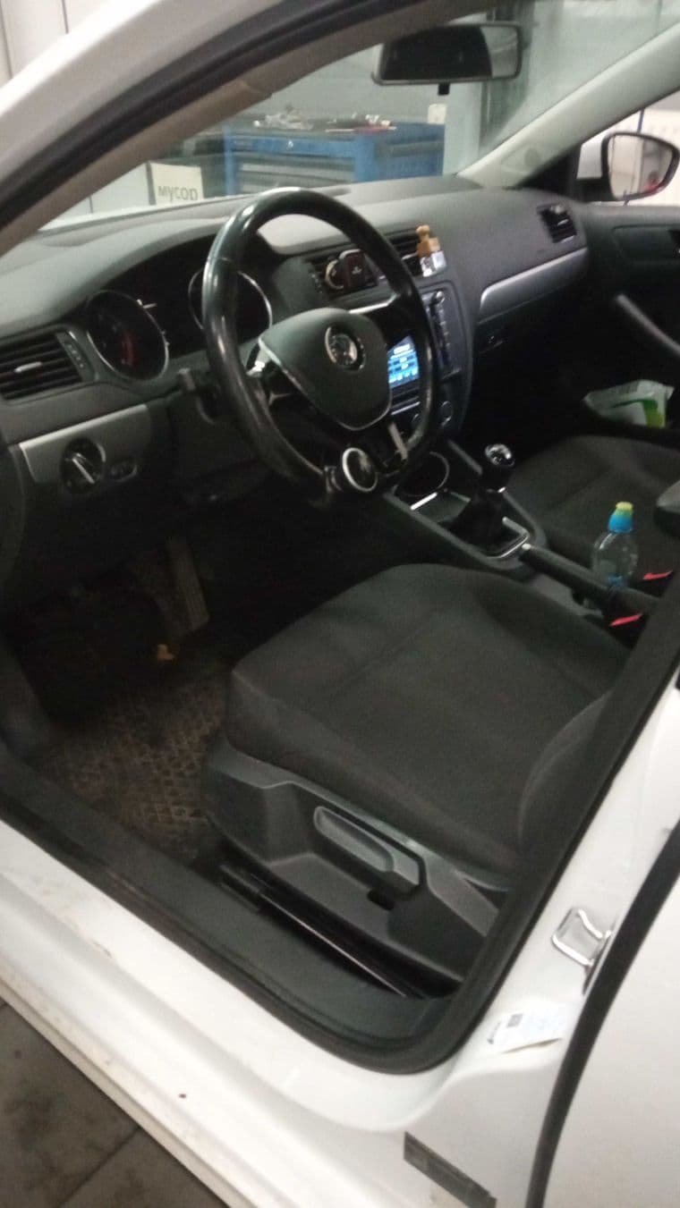 Volkswagen Jetta, 2016 - вид 4
