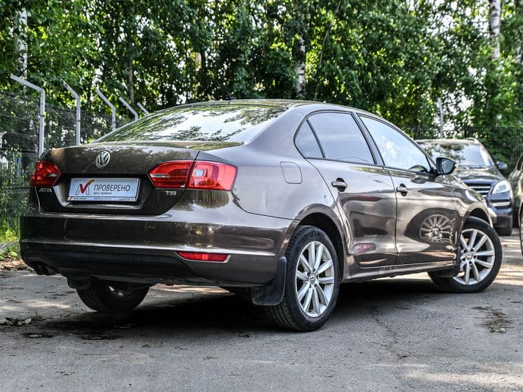 Volkswagen Jetta, 2011 - вид 1