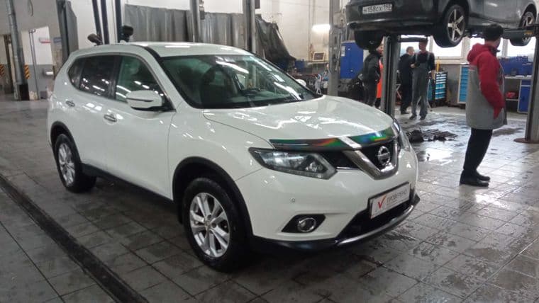 Nissan X-Trail 2018 года, 212 333 км - вид 2