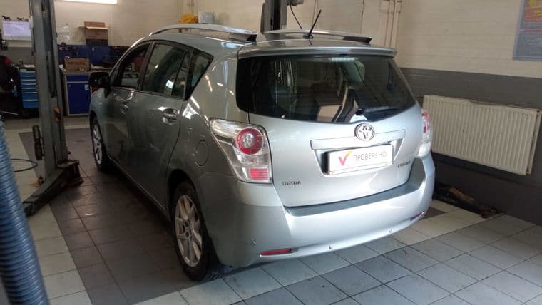 Toyota Verso, 2012 - вид 4