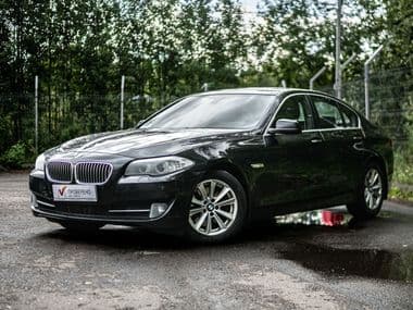 BMW 5 серия 2013 года, 190 000 км - вид 1