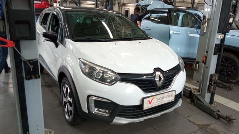 Renault Kaptur 2017 года, 124 635 км - вид 2