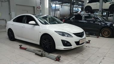 Mazda 6 2010 года, 200 816 км - вид 2