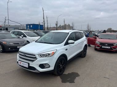 Ford Kuga 2017 года, 167 027 км - вид 1