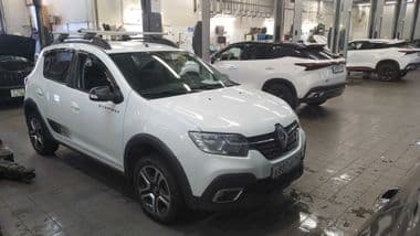 Renault Sandero Stepway 2021 года, 91 105 км - вид 2