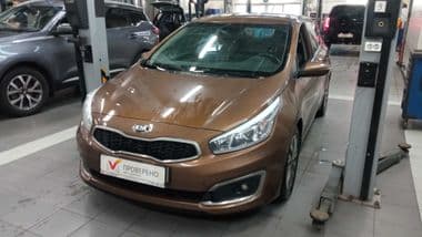 KIA Ceed 2016 года, 135 819 км - вид 1