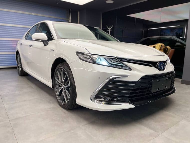 Toyota Camry, 2022 - вид 2