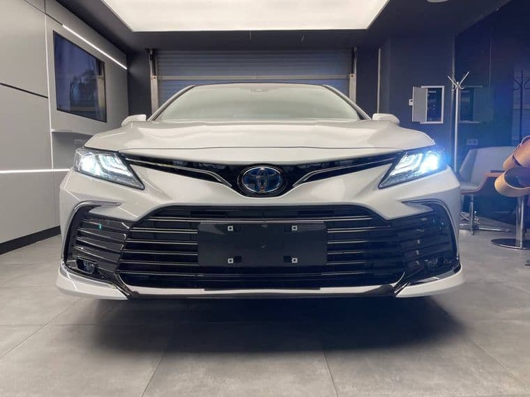 Toyota Camry, 2022 - вид 1