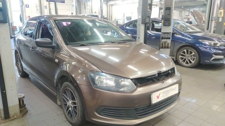 Volkswagen Polo 2015 года, 200 142 км - вид 2