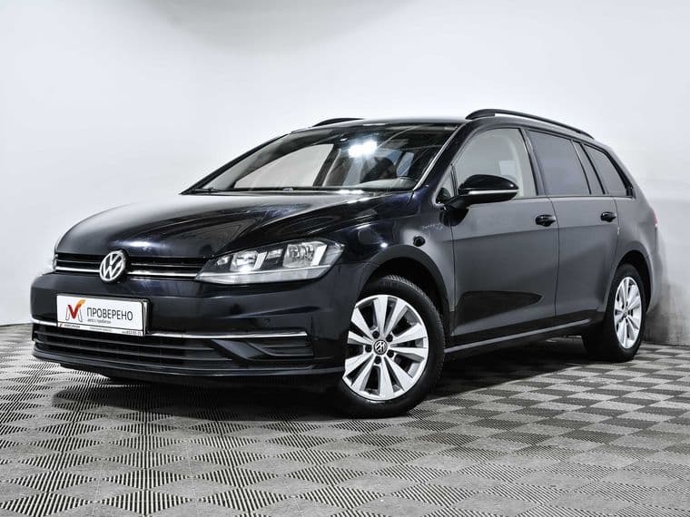 Volkswagen Golf, 2018 - вид 2