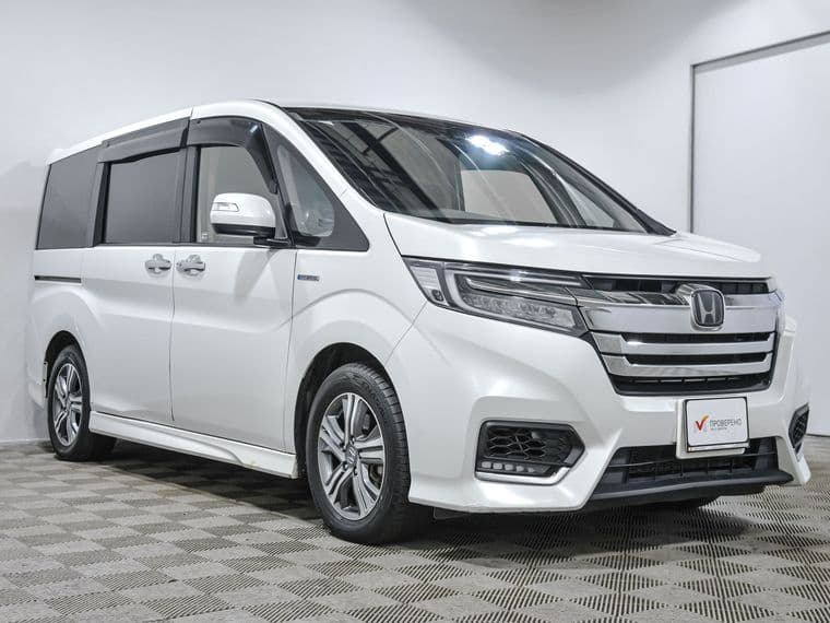 Honda Stepwgn, 2018 - вид 4