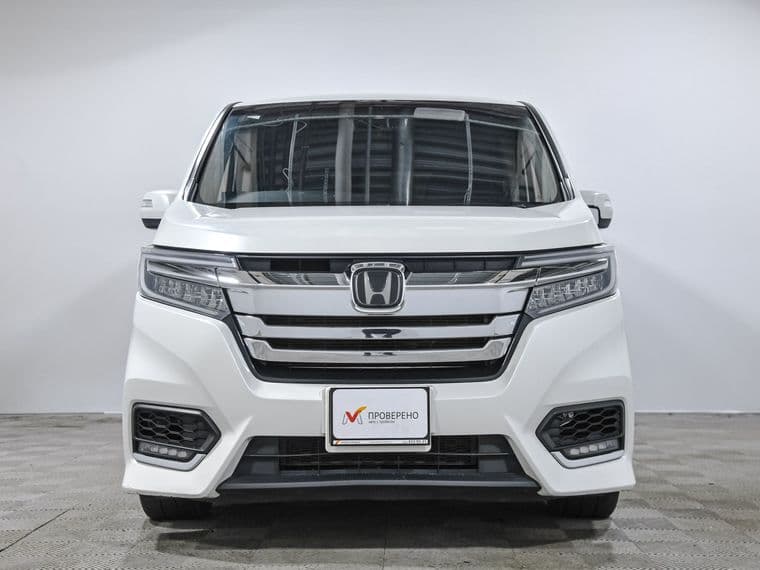 Honda Stepwgn, 2018 - вид 3