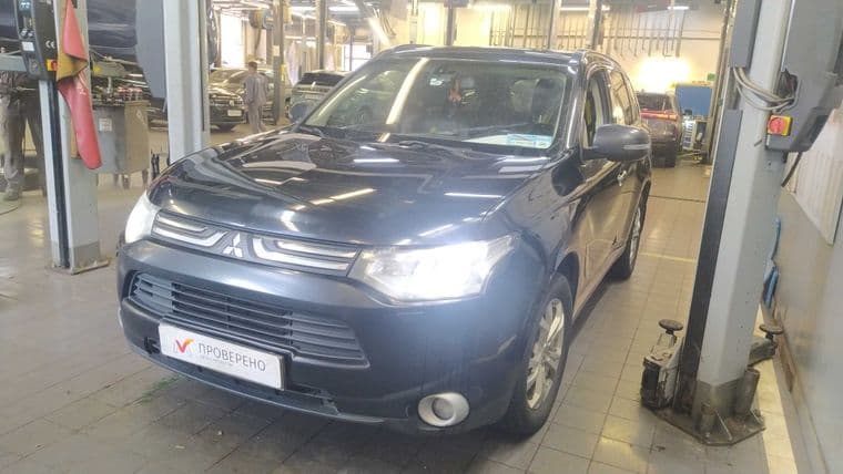 Mitsubishi Outlander, 2013