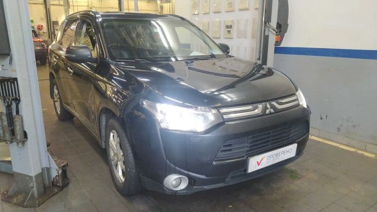 Mitsubishi Outlander, 2013 - вид 1