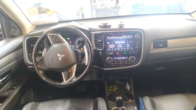 Mitsubishi Outlander, 2013 - вид 4