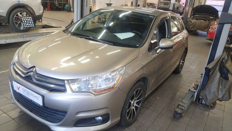 Citroen C4 2012 года, 72 060 км - вид 1