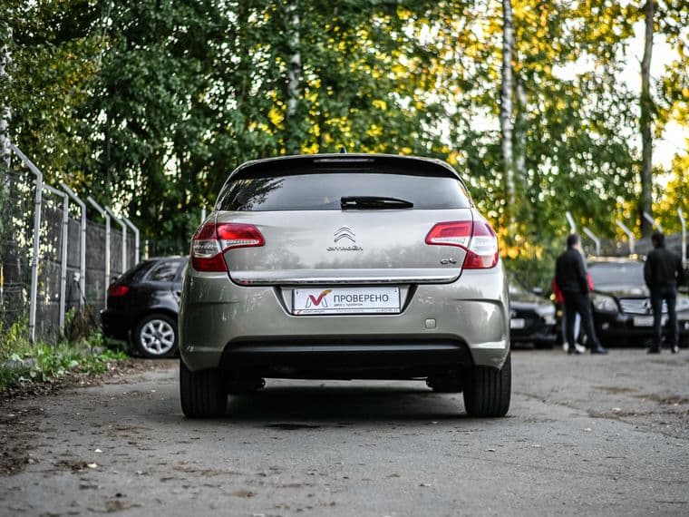 Citroen C4, 2012 - вид 3