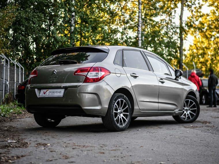 Citroen C4 2012 года, 72 060 км - вид 2