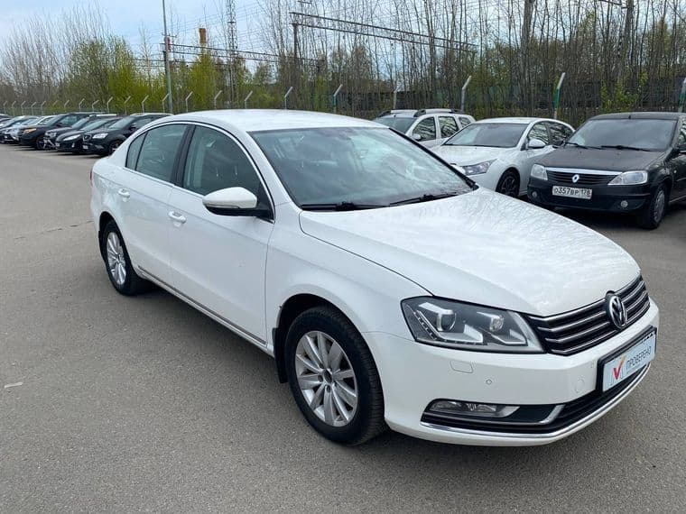 Volkswagen Passat, 2012 - вид 2