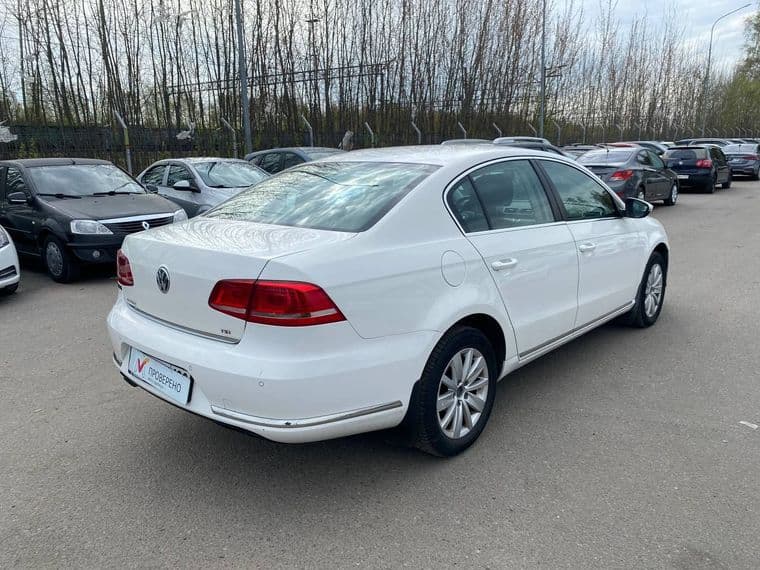 Volkswagen Passat, 2012 - вид 3