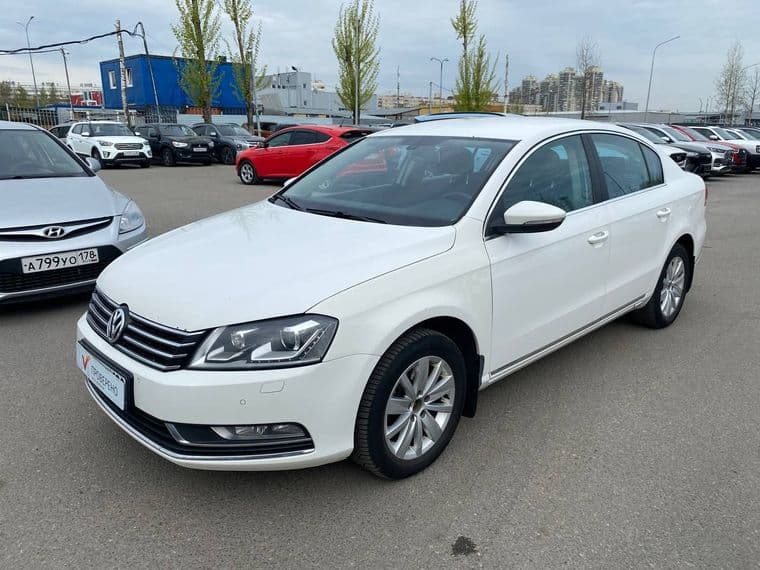 Volkswagen Passat, 2012