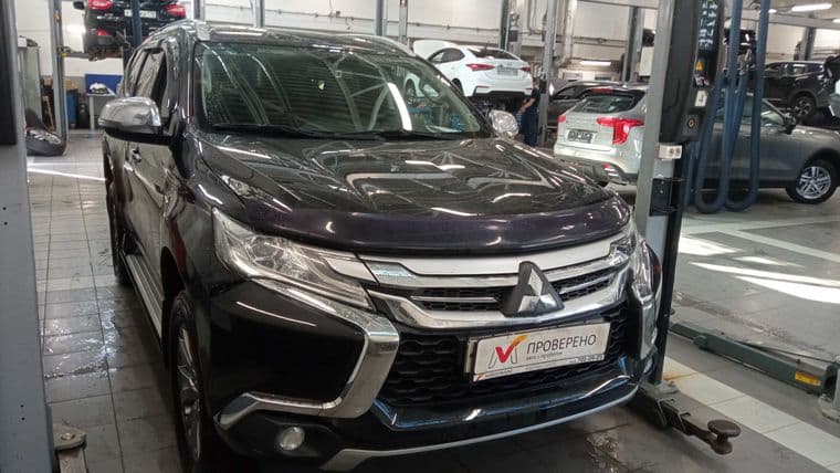 Mitsubishi Pajero Sport, 2019 - вид 1