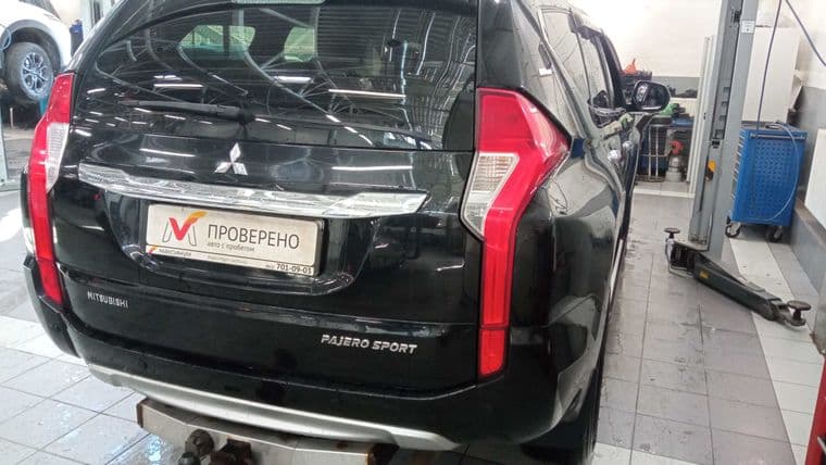 Mitsubishi Pajero Sport, 2019 - вид 2