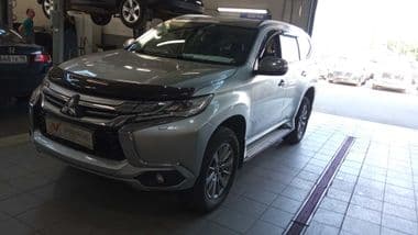 Mitsubishi Pajero Sport 2017 года, 152 108 км - вид 1