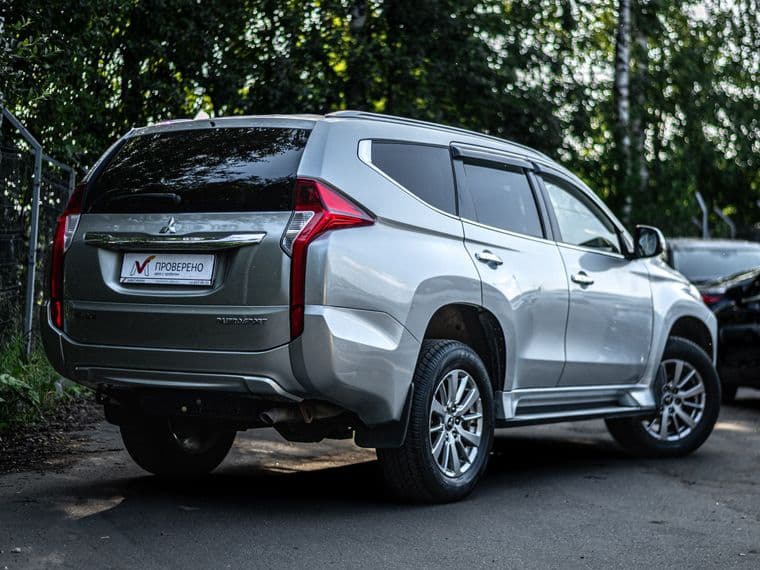 Mitsubishi Pajero Sport, 2017 - вид 1