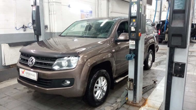 Volkswagen Amarok 2015 года, 356 029 км - вид 1