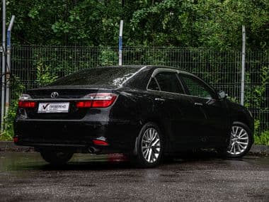 Toyota Camry 2015 года, 227 000 км - вид 2
