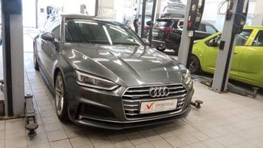 Audi A5 2019 года, 87 265 км - вид 2