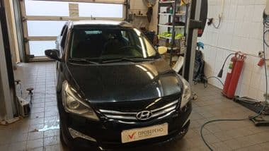 Hyundai Solaris 2015 года, 112 242 км - вид 2