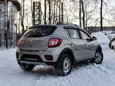 Renault Sandero Stepway 2018 года, 44 855 км - вид 2