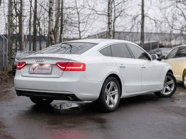 Audi A5 2012 года, 250 000 км - вид 2