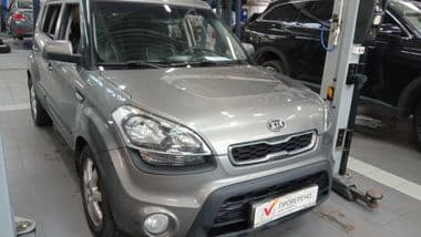 KIA Soul 2012 года, 130 764 км - вид 2