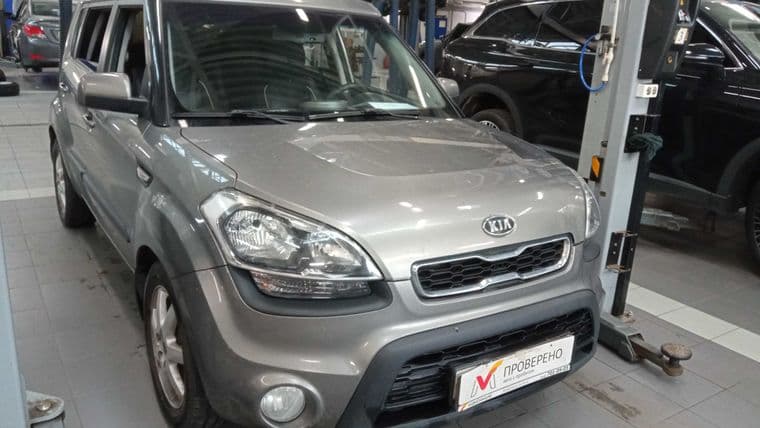 KIA Soul 2012 года, 130 764 км - вид 2