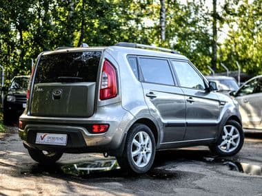 KIA Soul 2012 года, 130 764 км - вид 2
