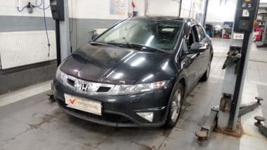 Honda Civic 2007 года, 353 220 км - вид 1