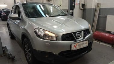 Nissan Qashqai 2012 года, 182 027 км - вид 2