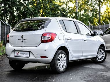 Renault Sandero 2018 года, 227 444 км - вид 2