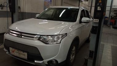 Mitsubishi Outlander 2014 года, 114 913 км - вид 1