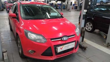 Ford Focus 2013 года, 302 162 км - вид 2