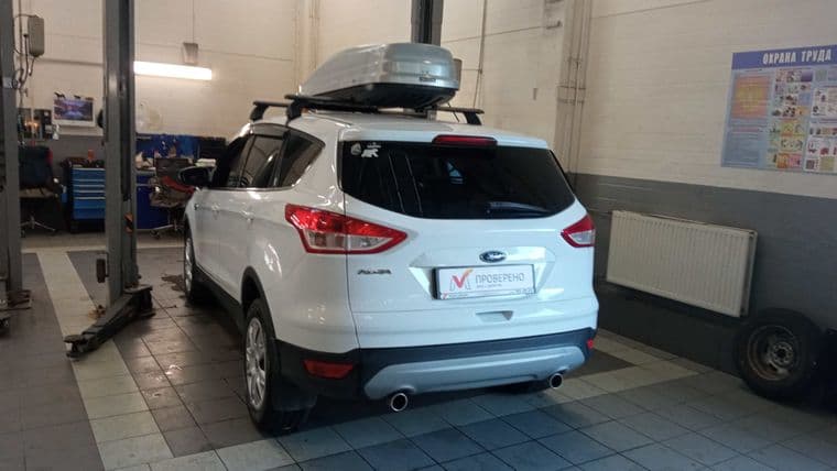 Ford Kuga, 2015 - вид 4