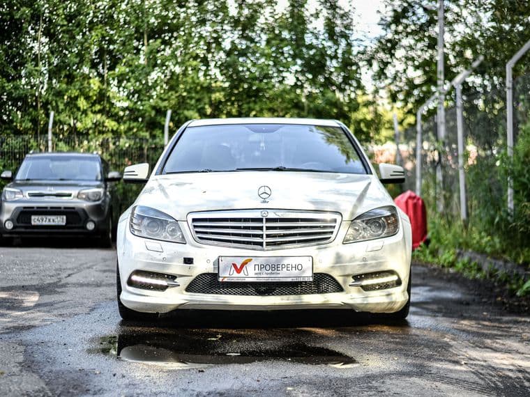 Mercedes-Benz C-класс, 2010 - вид 2